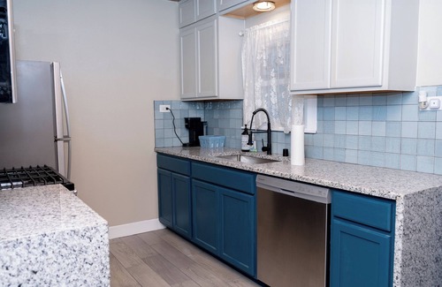 Texas City House | Charming 2-bedroom house located in Texas City