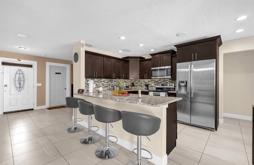 Kissimmee House | Charming 2-bedroom house with WiFi, AC in brilliant Kissimmee