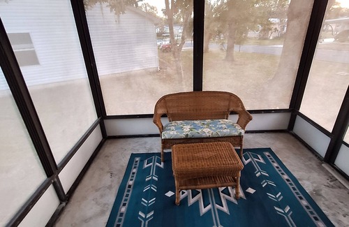 The Villages House | Charming 2-bedroom house in The Villages near Spanish Springs.