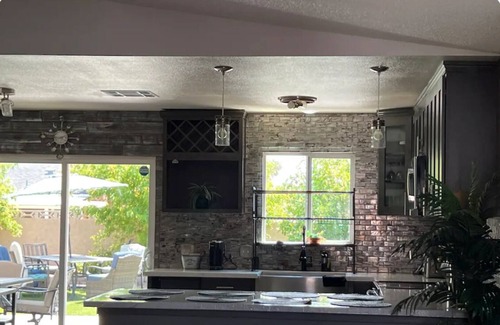 Las Vegas House | Charming 2-bedroom house in fantastic Las Vegas with AC, WiFi Casita los Hermano