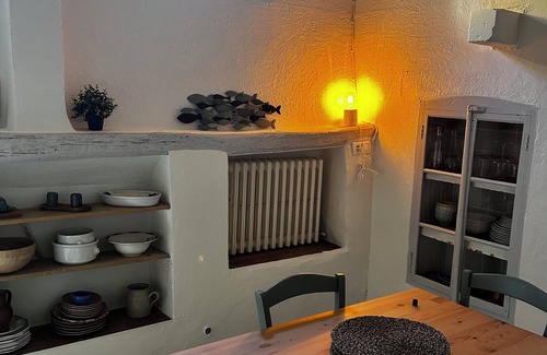 Venasque House | Charming 2-bedroom house in enchanting Venasque with WiFi, AC