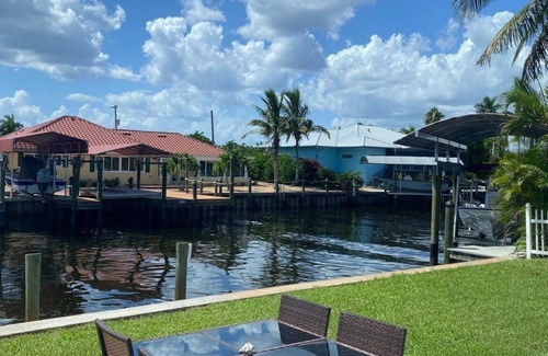 Matlacha House | Charming 2-bedroom house with Gulf Access in cool Matlacha