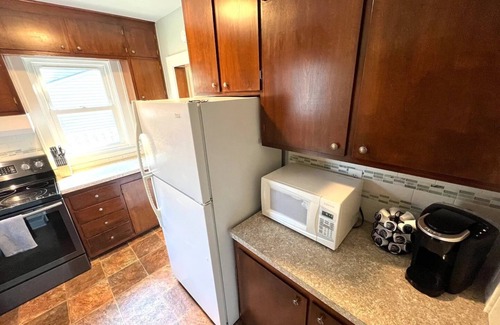 Plymouth House | Charming 2-bedroom house in tranquil Plymouth neighborhood