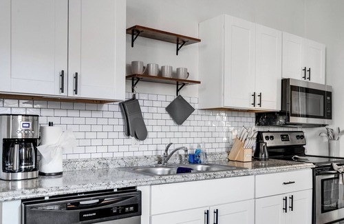 Manchester House | Charming 2-bedroom house with WiFi and AC in Richmond