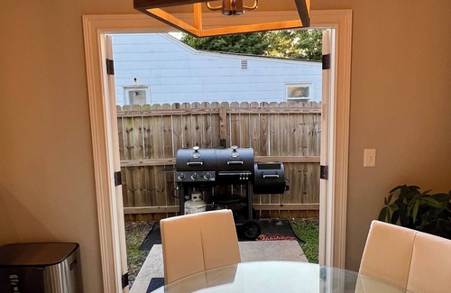 Hapeville House | Charming 2-bedroom house in fantastic Atlanta with WiFi, AC