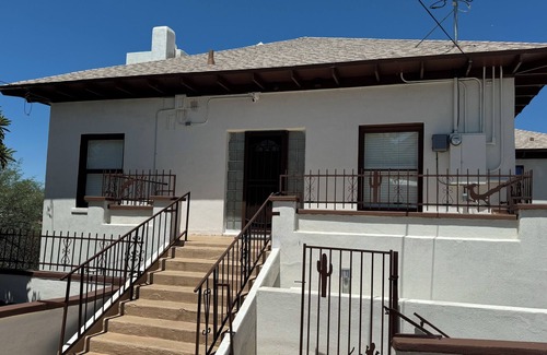 Nogales House | Charming 2-bedroom house in serene Nogales with AC, WiFi