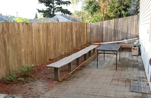 North Queen Anne House | Charming 2-bedroom house with WiFi, AC in superb Seattle 39-1