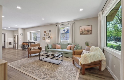 Cliff - Cannon House | Charming 2-bedroom house in enchanting Spokane with AC, WiFi