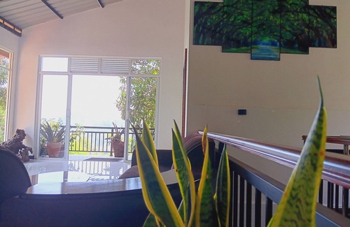 Kandy House | Charming 2-bedroom house in peaceful Kandy with WiFi