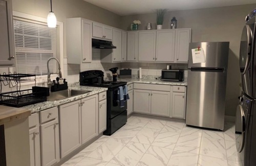 Tulsa House | Charming 2-bedroom house with WiFi and AC in Tulsa Greenwood
