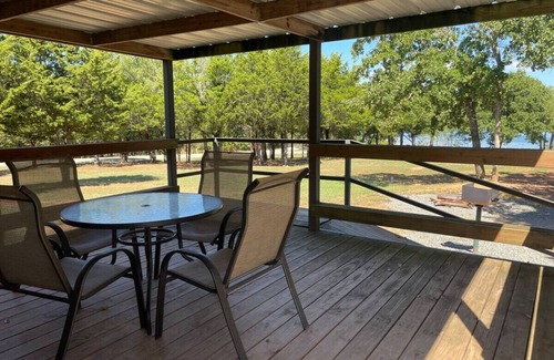 Pottsboro Cabin | Charming 2 Bedroom Lakeview Cabin: Cabin D
