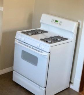 Lakewood House | Charming 2-Bedroom Thoreau Lower