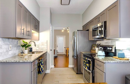 Town Center House | Charming 2-bedroom townhome with AC, WiFi in Kennesaw