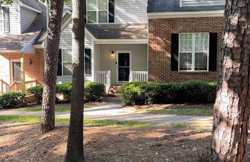 Southwest Raleigh House | Charming 2-bedroom townhome in wonderful Raleigh with WiFi, AC