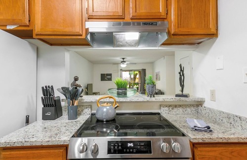 Highlands - Perkins Condo | Charming 2-bedroom condo with WiFi, AC in fantastic Baton Rouge