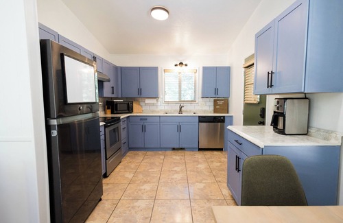 Bella Vista House | Charming 2-bedroom house in Bella Vista with AC and easy access to amenities