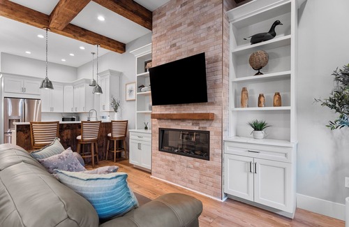 Chestertown Apartment | Charming 2-bedroom first floor apartment in Chestertown with Cute Outdoor Space!