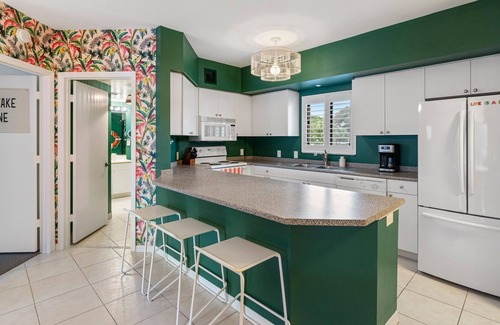 Delray Beach Condo | Charming 2-bedroom condo in delightful Delray Beach with AC, WiFi
