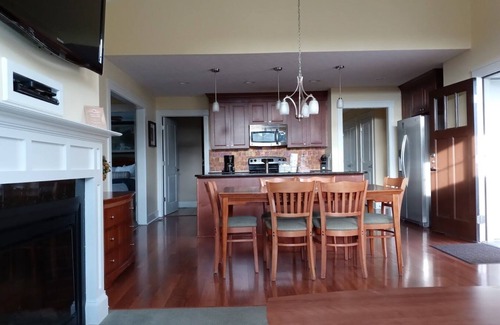 McGaheysville House | Charming 2-bedroom bungalow in Tremendous Massanutten with WiFi and fitness room