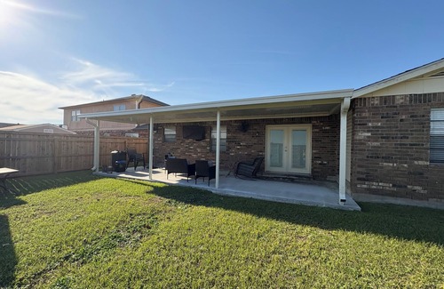 Little Woods House | Charming 2-bedroom house in New Orleans with WiFi and AC