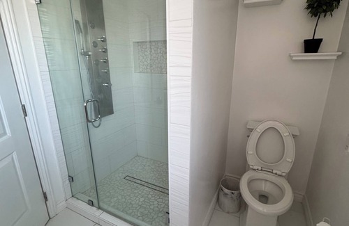 El Rancho House | Charming 2-bedroom house with WiFi, AC in wonderful Pico Rivera