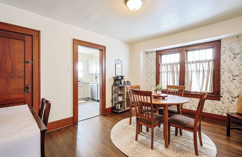 St. Joseph House | Charming 2-bedroom house with AC, WiFi in Saint Joseph