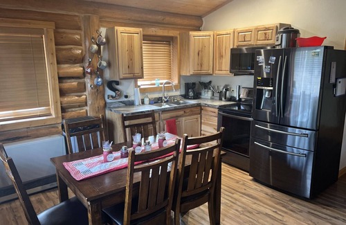 Seeley Lake Cabin | Charming 2-bedroom cabin with bonus loft, pet-friendly in Seeley Lake