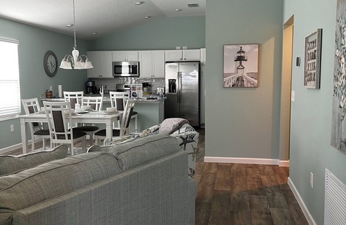 Wildwood House | ⛳️☀️Charming 2-bedroom house with Golf Cart in The Villages!🏌️‍♂️🦩