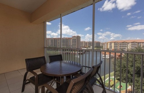 West Kissimmee Villa | Charming 2-bedroom villa in Kissimmee with AC, fitness room