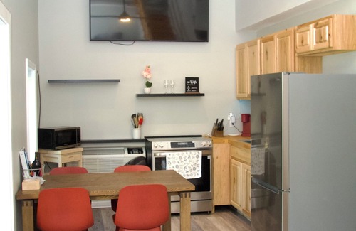 Hartford Villa | Charming 2-bedroom villa in Hartford with WiFi, AC