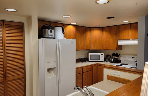 Bremerton House | Charming 2-bedroom water view house, WiFi in nice Bremerton