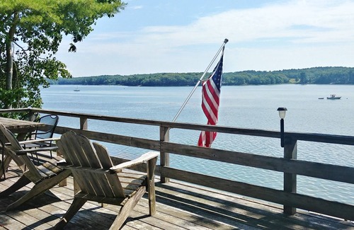 Brunswick Cottage | Charming 2 Bedroom Waterfront Cottage with Expansive Views of New Meadows
