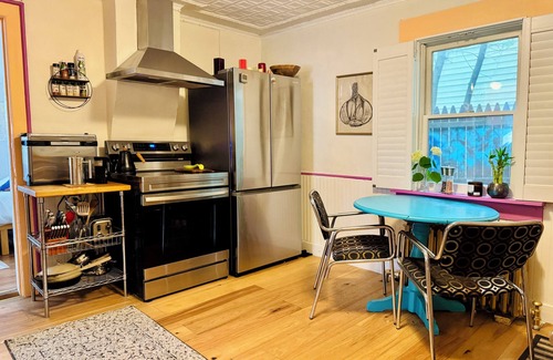 Old North End House | Charming 2 BR Pet Friendly House w Garden in fabulous Burlington's Old North End