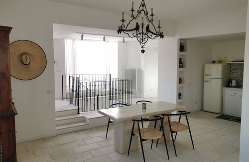 Taormina House | Charming 2 floor private house with terrace