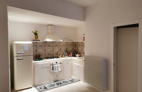 Taormina House | Charming 2 floor private house with terrace