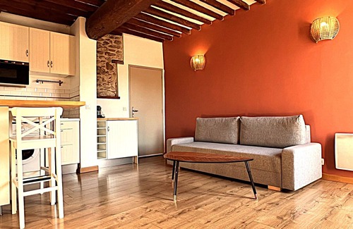 Lambesc Apartment | Charming 2-room apartment
