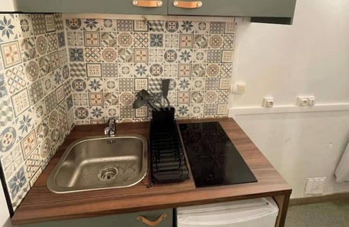 Secteur 5 Apartment | Charming 2-room studio