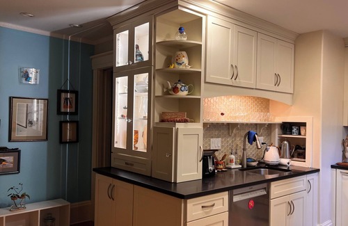 Portland Condo | Charming 2bed, 2 bath 1st floor condo in the heart of the Arts District.