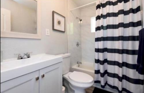 Los Angeles Apartment | Charming 2BR Condo with Onsite Parking Included