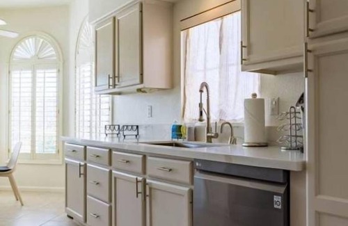 North Scottsdale Condo | Charming 2BR home in prime Scottsdale location