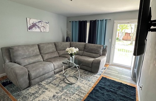 Whittaker House | Charming 3-bedroom house in lovely Dearborn Heights with AC, WiFi, utilities
