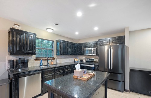 Medicine Park House | Charming 3-bedroom house in picturesque Medicine Park. Pet friendly.