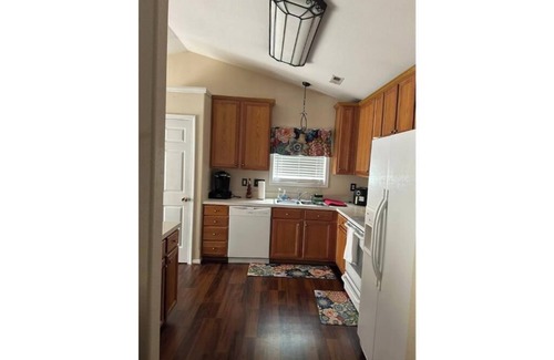 Winston - Salem House | Charming 3-bedroom house in Winston-Salem with AC, WiFi