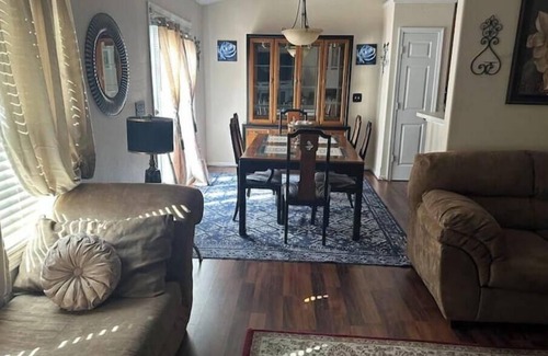 Winston - Salem House | Charming 3-bedroom house in Winston-Salem with AC, WiFi