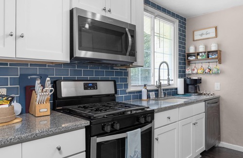 Norfolk House | Charming 3-bedroom, 2-bath House Just Steps from the Beach!