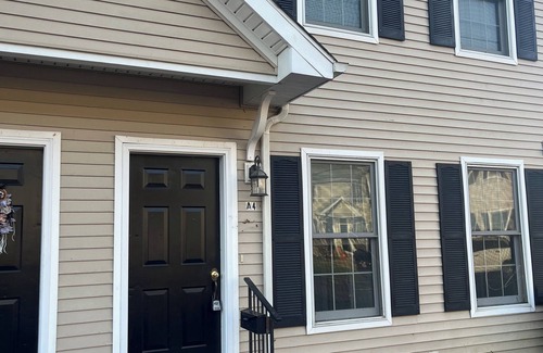 Lancaster Apartment | Charming 3-bedroom apartment in revitalized Village of Lancaster