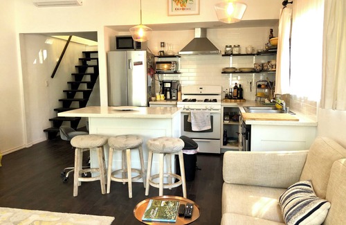 North Central House | Charming 3-bedroom bungalow in fabulous Pasadena