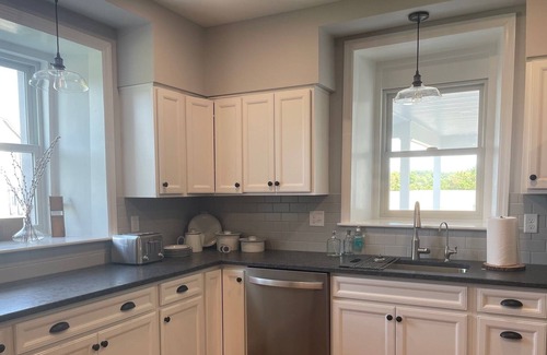 Boonsboro House | Charming 3 Bedroom Country Home - Perfect for a Relaxing Getaway!