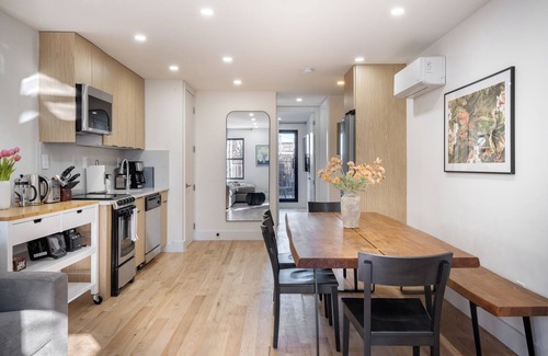 Williamsburg House | Charming 3-bedroom condo-hotel with AC and WiFi in fantastic Brooklyn