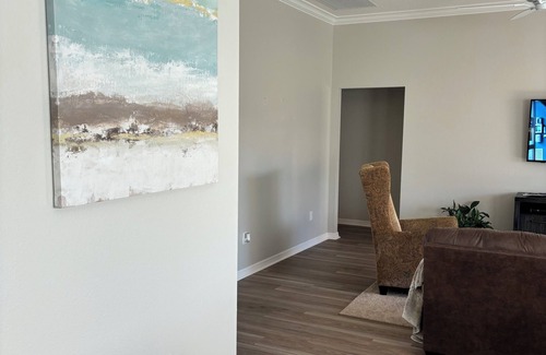 Wildwood House | Charming 3-bedroom cottage house in The Villages